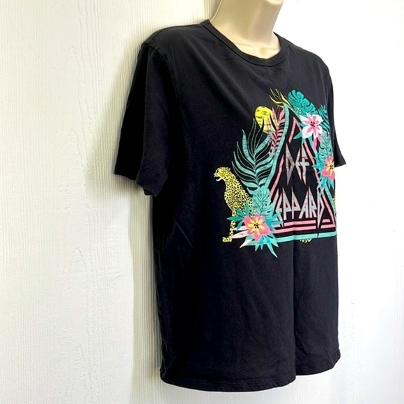 Def Leppard - Cheetah Tropical Palm Beach Def Leppard Graphic Short Sleeve T XS - Picture 4 of 9